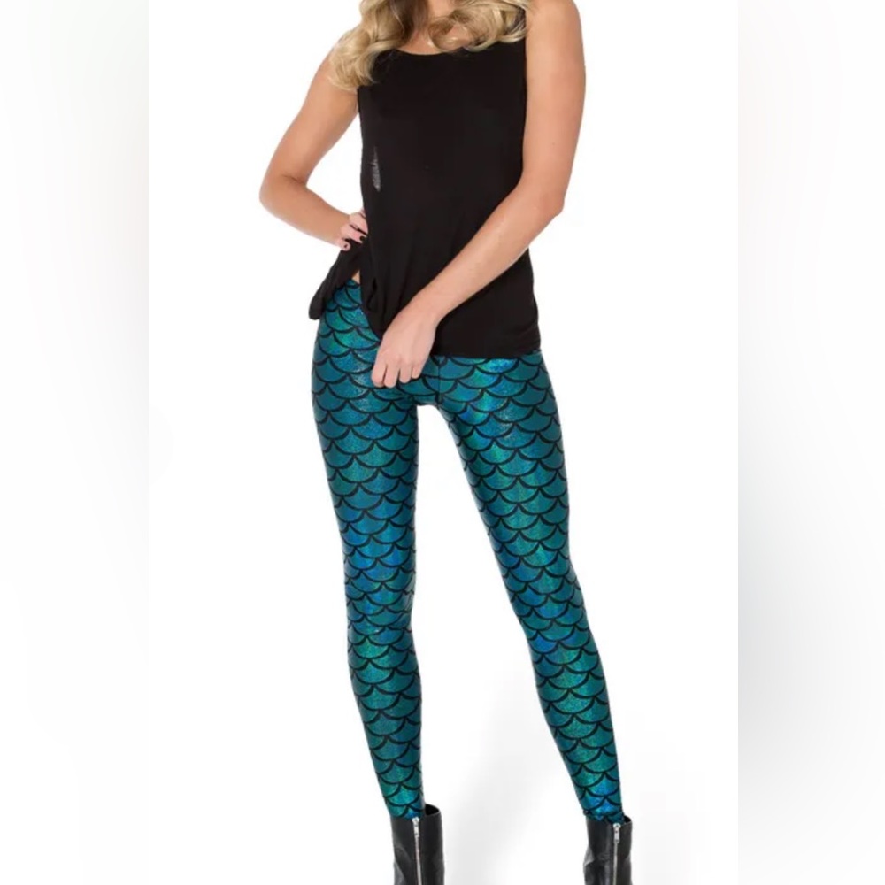 Spirit Halloween iridescent mermaid leggings pants Size SMALL